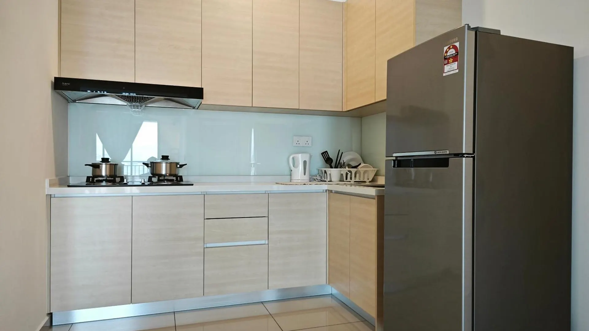 Metropol Serviced Apartment - Bukit Mertajam, Penang