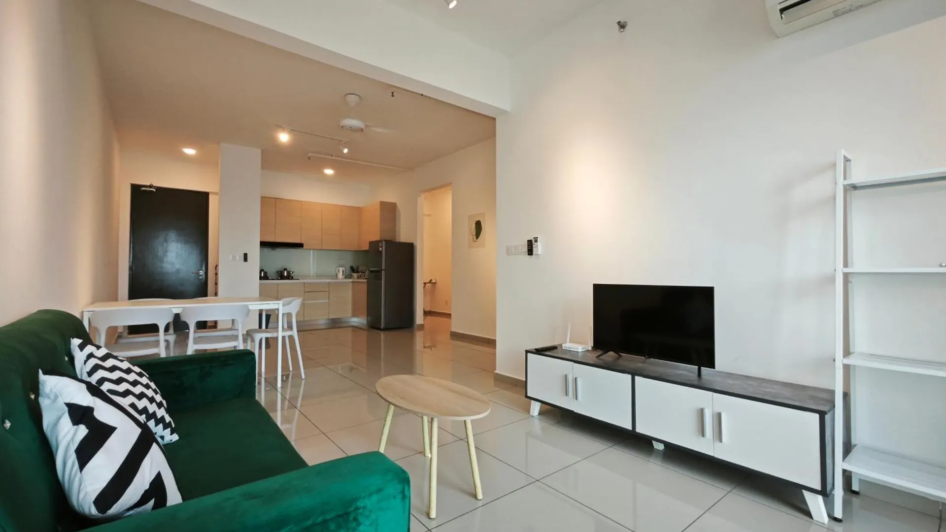 Metropol Serviced Apartment - Bukit Mertajam, Penang 0*,